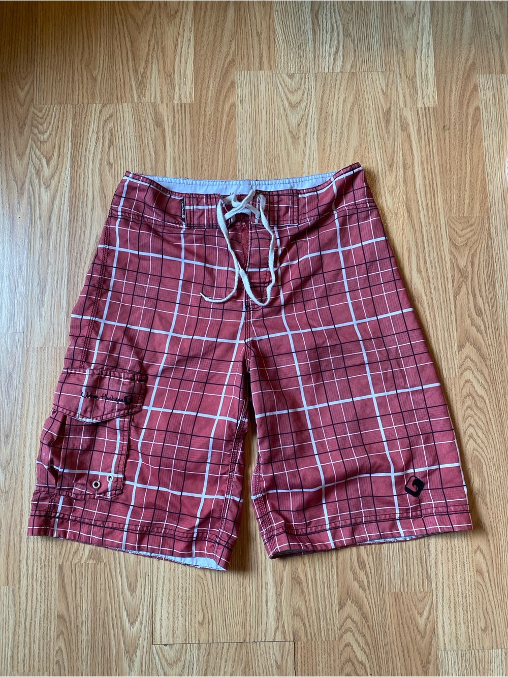 Vintage Y2K Red Plaid Urban Heritage Board Shorts Men's 30
